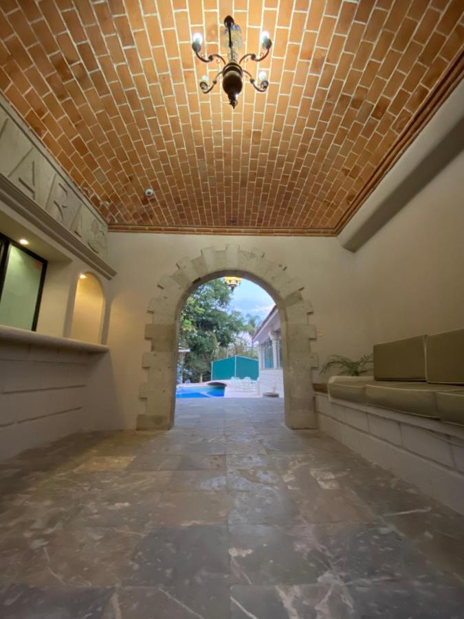 Hotel Marjaba Κουερναβάκα Εξωτερικό φωτογραφία